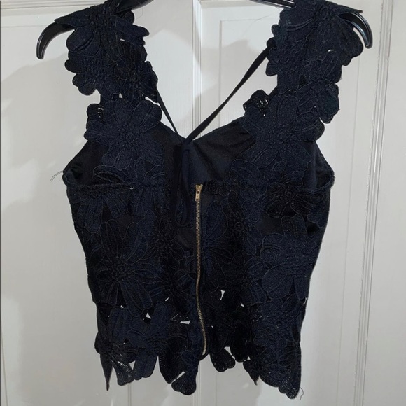 Black boutique top!! - Picture 2 of 2